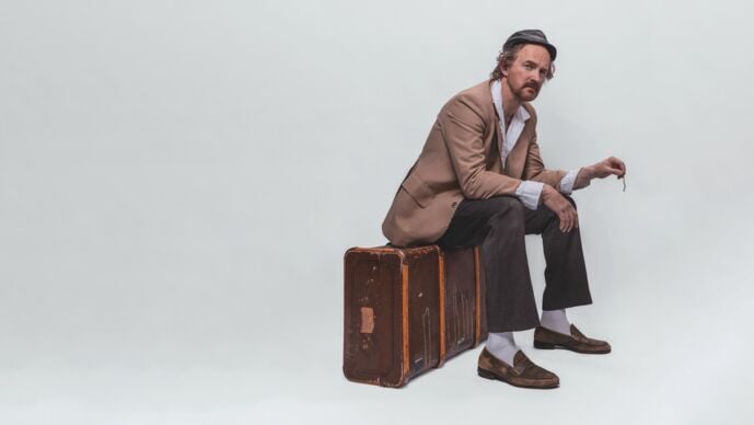 Fredrik Lexfors hyllar Svullo Bild på Fredrik Lexfors